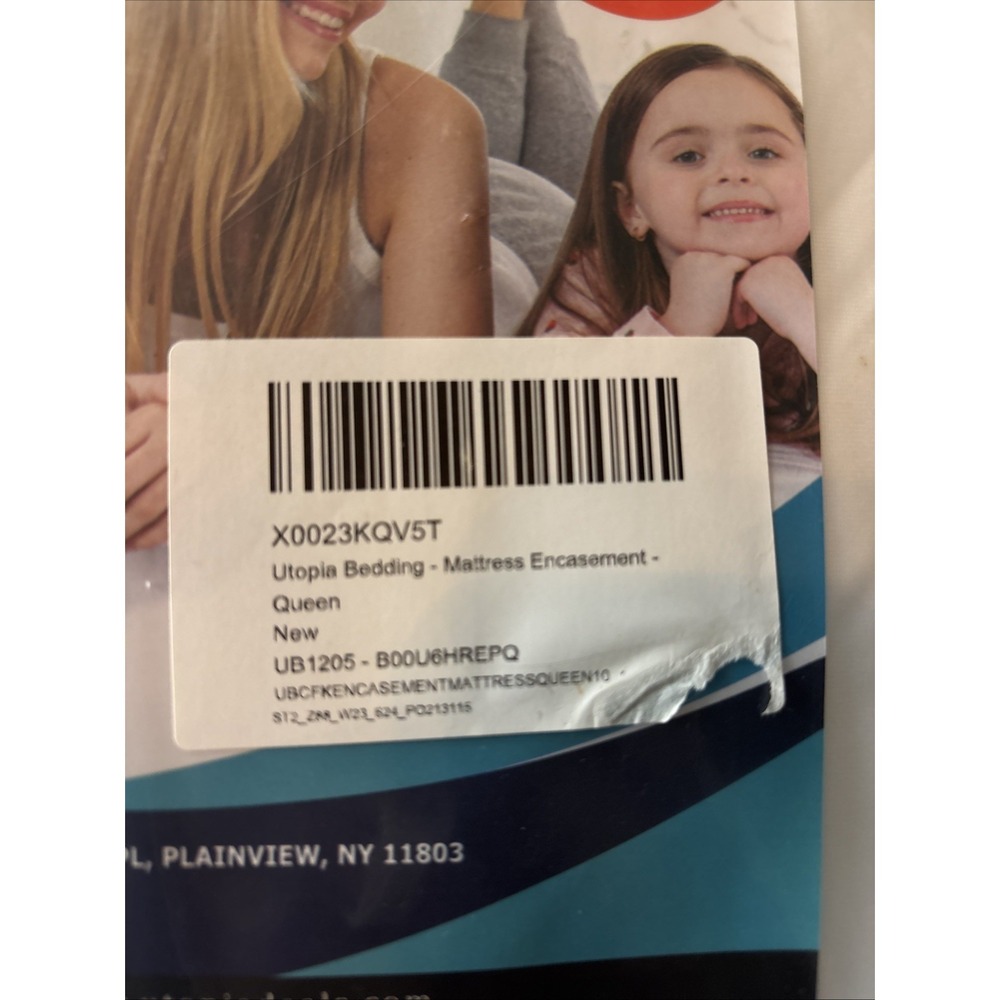 Utopia Bedding Queen Mattress Protector Zippered, 100% Waterproof Bed Bug and... - Picture 2 of 3